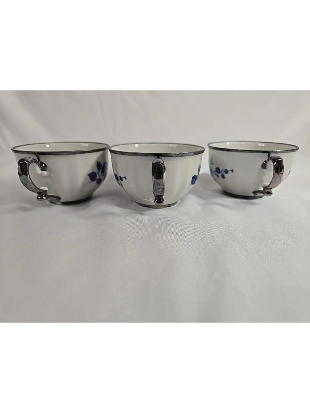 Set of 3 Artlynsa Tea Cups and Saucers Blue Floral with Silver Filagree